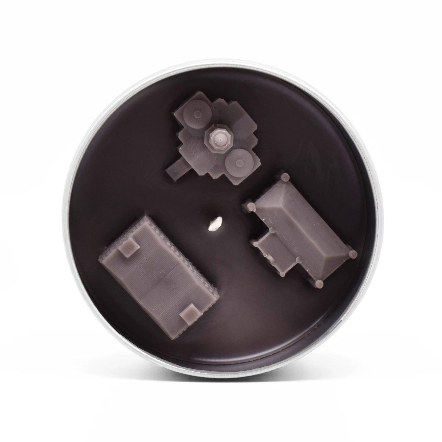 The surface of the candle features actual historic buildings from Chicago, making it a great gift for Chicago lovers, or housewarming gift for someone moving to Chicago.